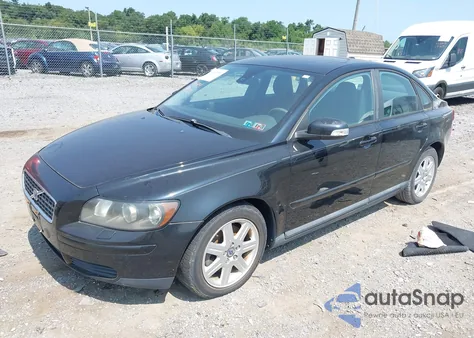 2007 Volvo S40 2.4I z USA, uszkodzony, nr VIN YV1MS382872295442